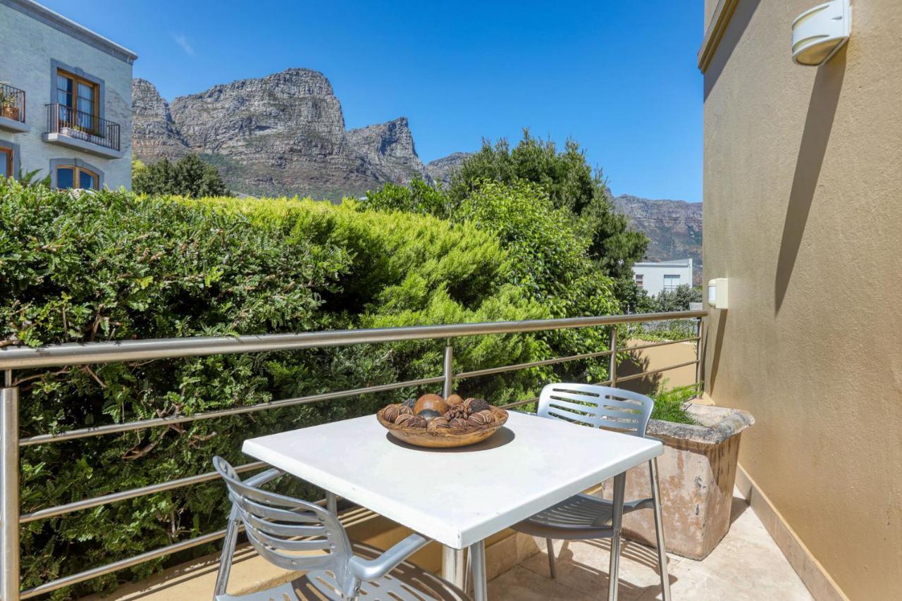 Backup-Powered Camps Bay Garden Apartment Cape Town Exterior photo